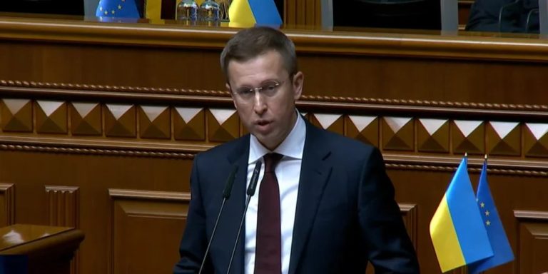 Сергій Корецький під час виступу у Верховній Раді (скриншот відео / Рада)