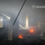 Наслідки удару російських безпілотників по Запоріжжю — пошкоджені будівлі та пожежі, фото Івана Федорова