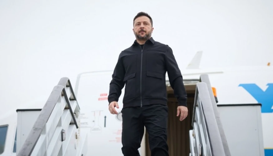 Президент України Володимир Зеленський у Кишиневі під час зустрічі з президенткою Молдови Маєю Санду