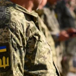 Українські військовослужбовці ЗСУ у польових умовах
