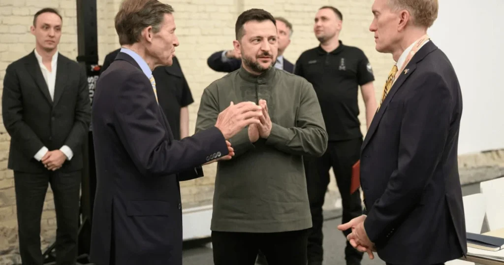 Президент України Володимир Зеленський під час зустрічі із сенаторами США (фото Офісу президента).