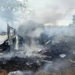 Автомобіль працівників ДТЕК після удару російського безпілотника на Одещині (фото Одеської ОВА)