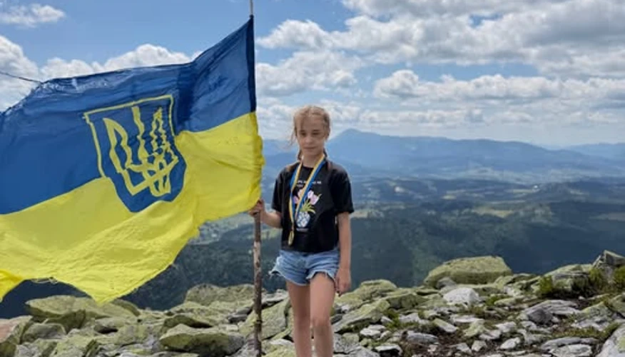 Фотографії зі сходжень Евеліни Саркісян на вершини Карпат, автор — Лана Вєтрова, Фейсбук