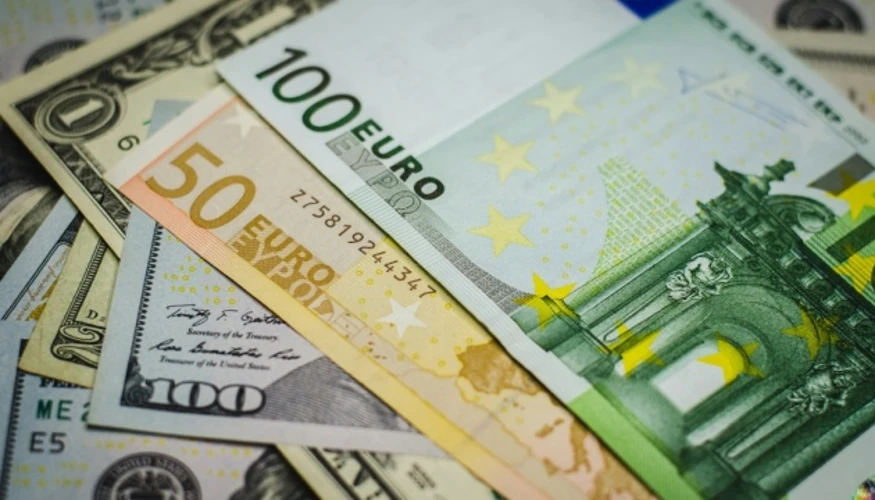 Курс долара і євро в обмінних пунктах України 14 жовтня