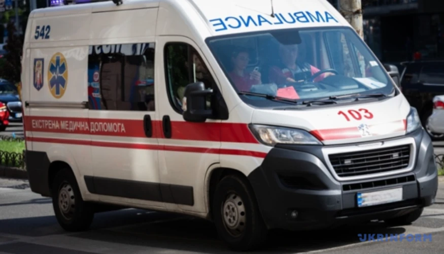 Пошкоджені багатоповерхові будинки та приватні оселі у Кременчуці після удару 7 жовтня